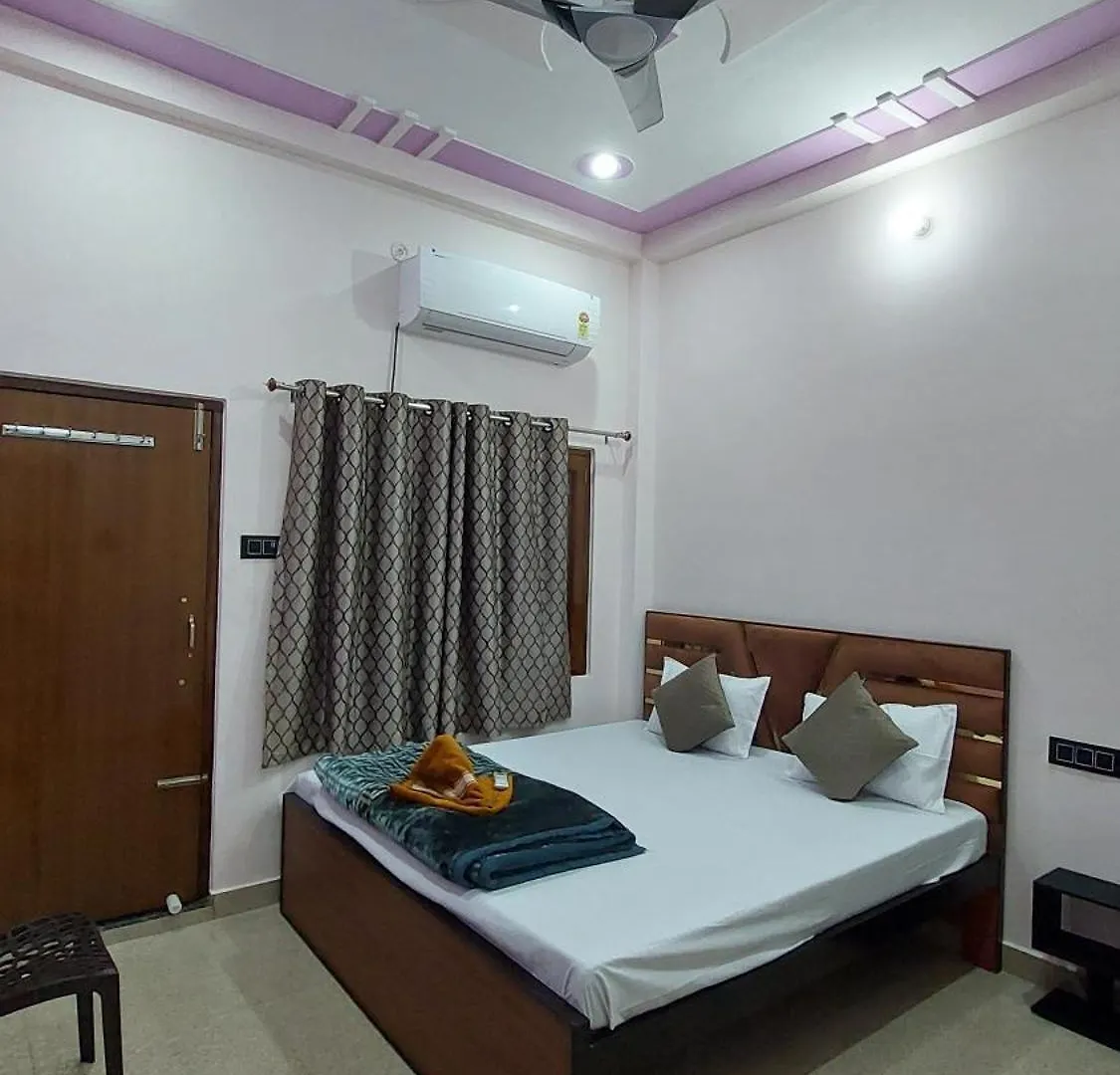 Narayani Paying Guest House Varanasi